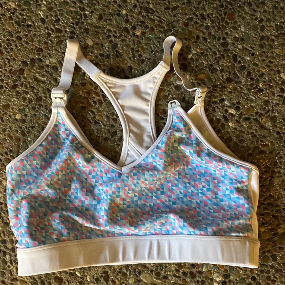 Cadenshae exercise bra